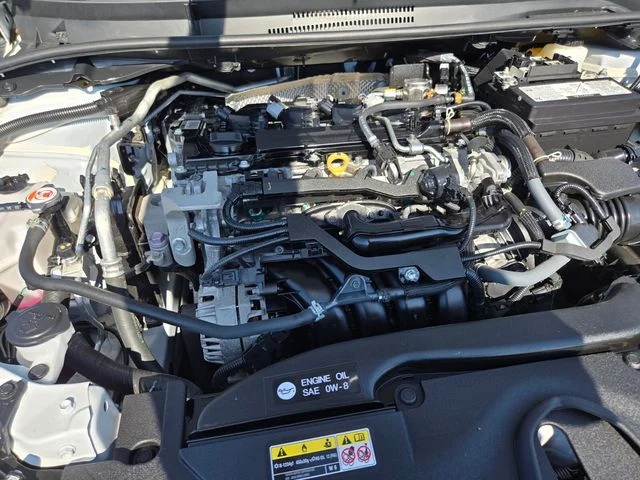 Used 2025 White Toyota LE image 21