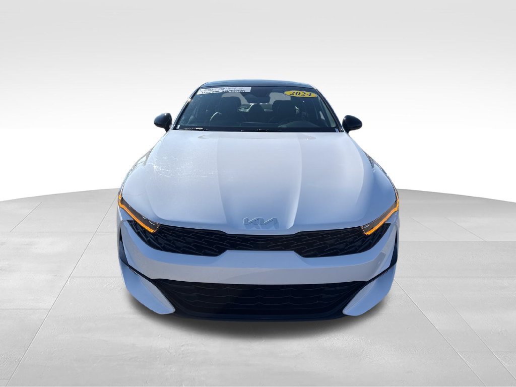Used 2024 White Kia GT image 8