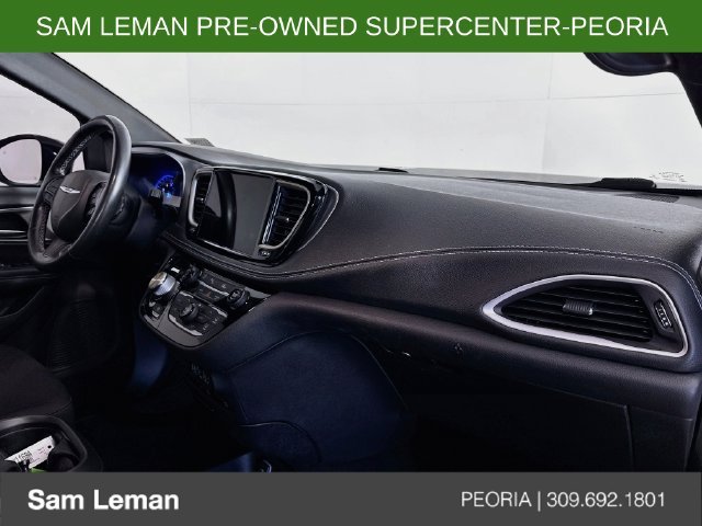 Used 2021 Black Chrysler Touring image 29