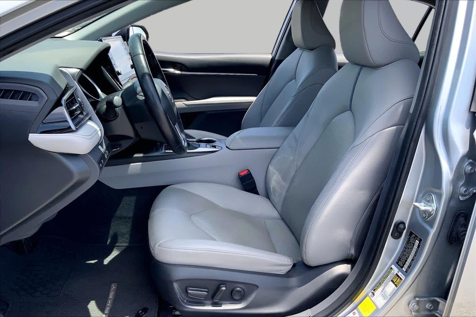 Used 2022 Celestial Silver Metallic Toyota XLE image 8