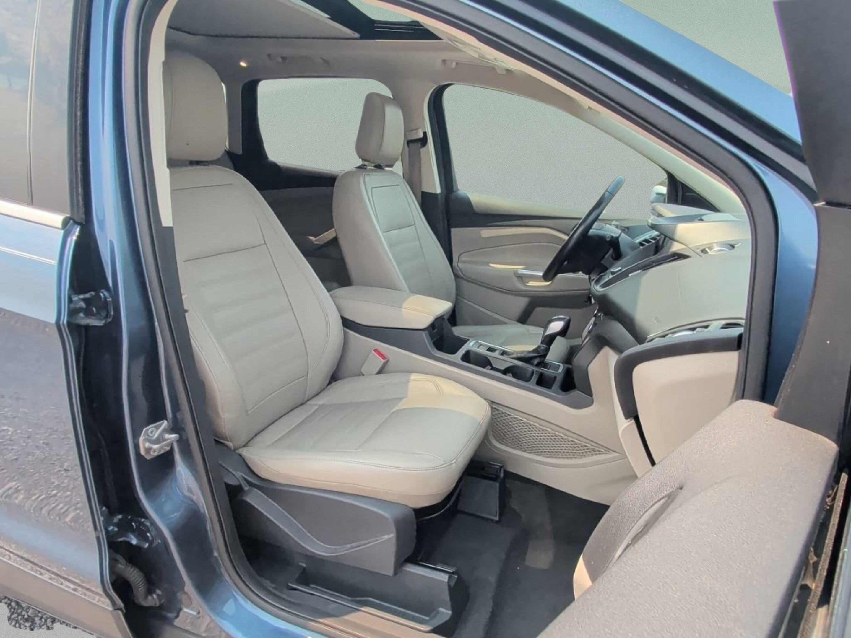 Used 2018 Blue Metallic Ford SEL image 40