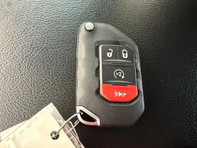 Used 2022 Black Jeep Rubicon image 14