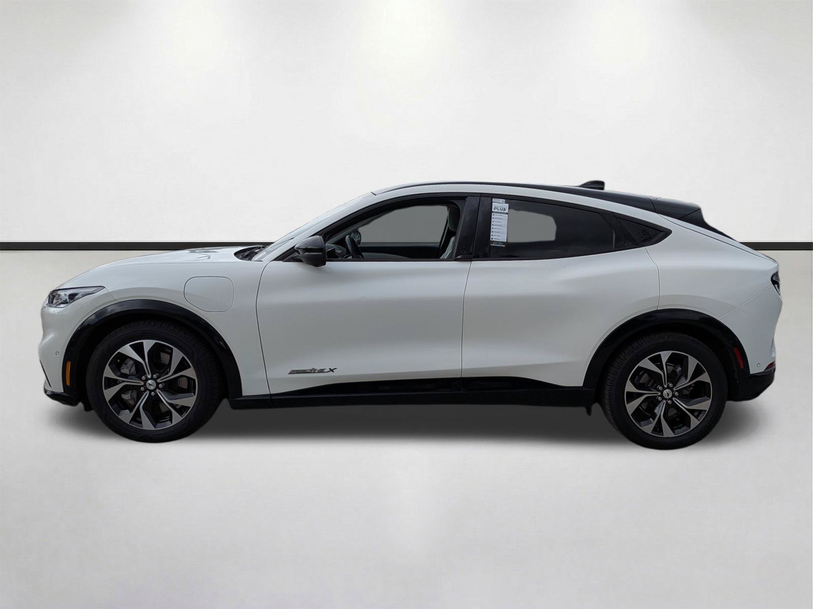 2022 Ford Mustang Mach-E Premium RWD - Photo 7