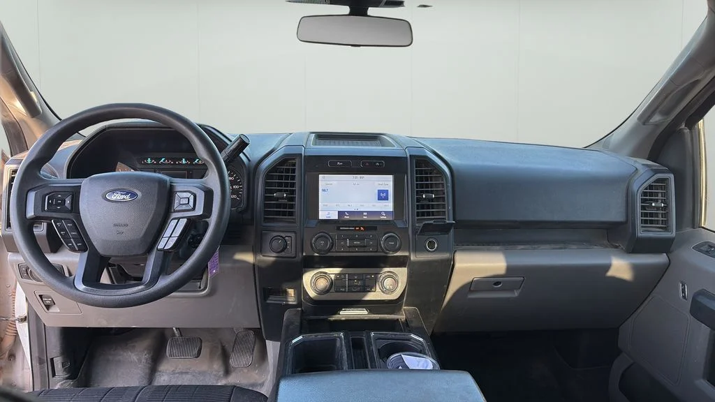 Used 2019 White Ford XL image 12