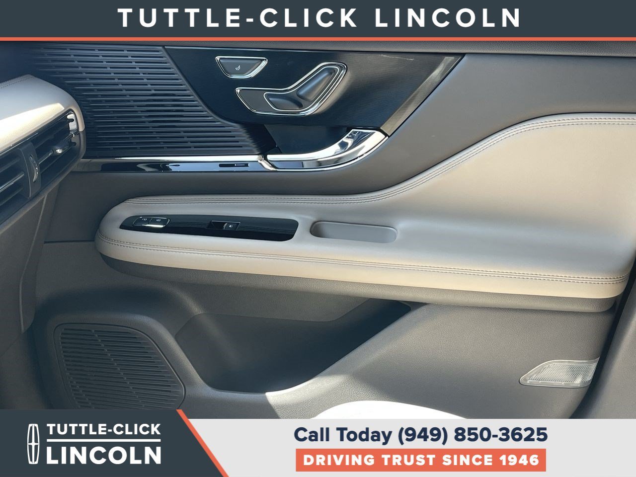 Certified Used 2022 Flight Blue Lincoln Grand Touring image 23