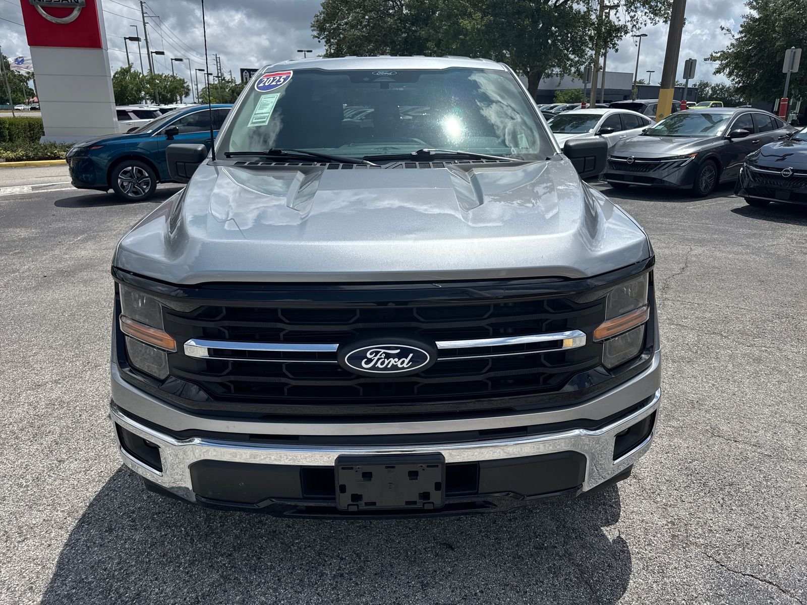 Used 2025 Silver Ford XLT image 3