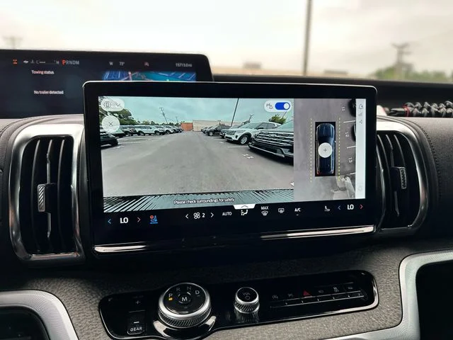Used 2025 Black Ford Tremor image 18
