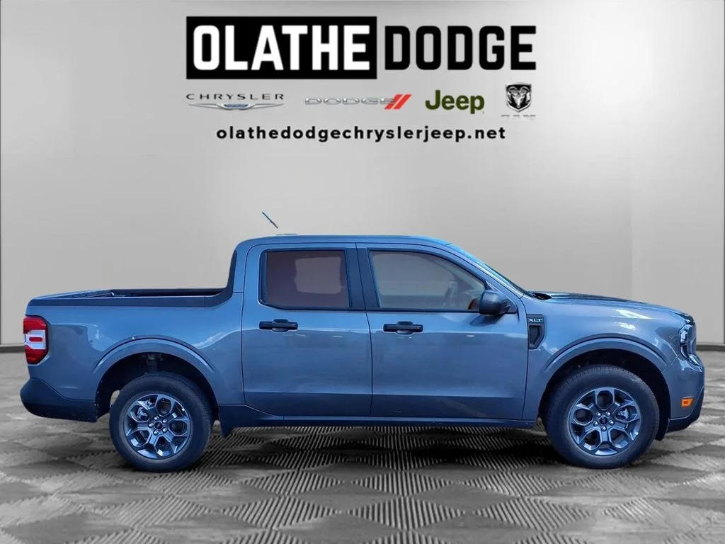 Used 2026 Gray Ford XLT image 28