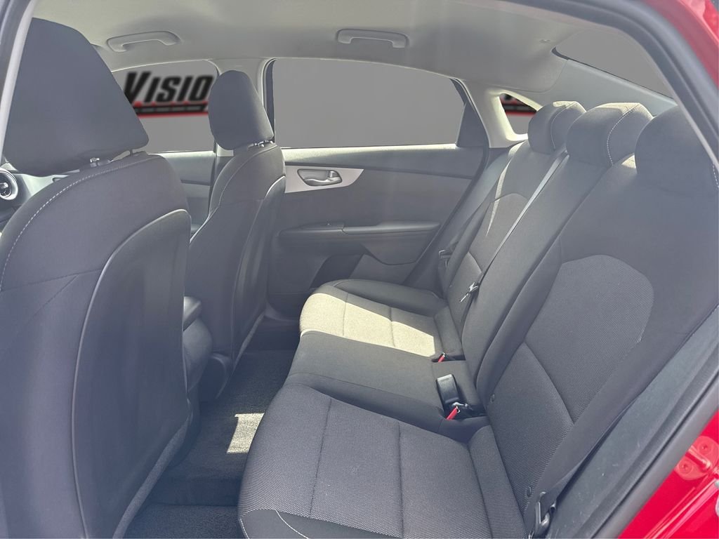 Used 2023 Red Kia LXS image 12