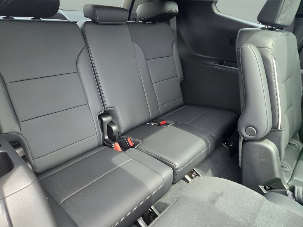 2026 Buick Enclave Preferred - Photo 12