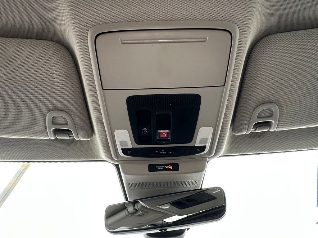 Used 2023 Black Honda Touring image 31