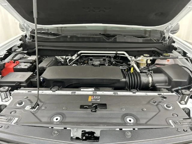 2026 Chevrolet Colorado Work Truck - Photo 6