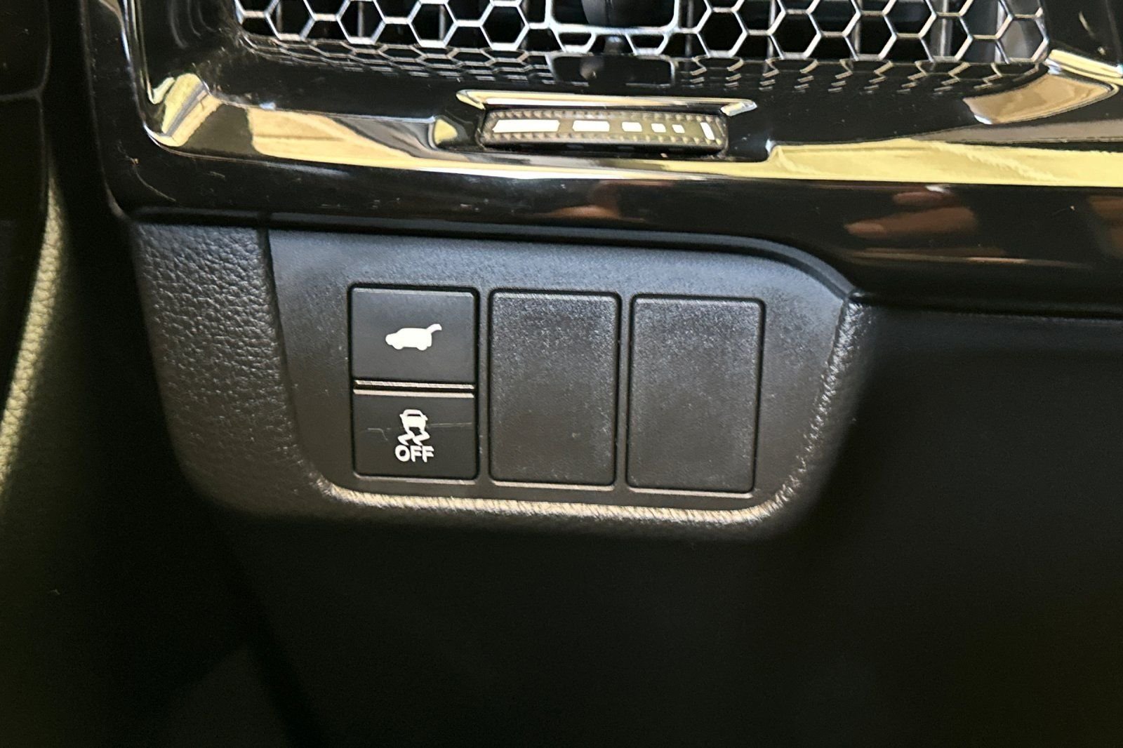 Used 2023  Honda EX-L image 30