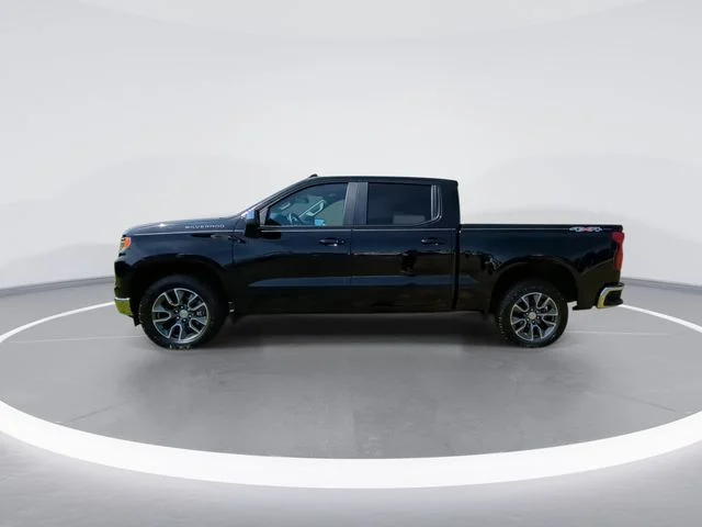 Used 2024 Black Chevrolet LT image 5