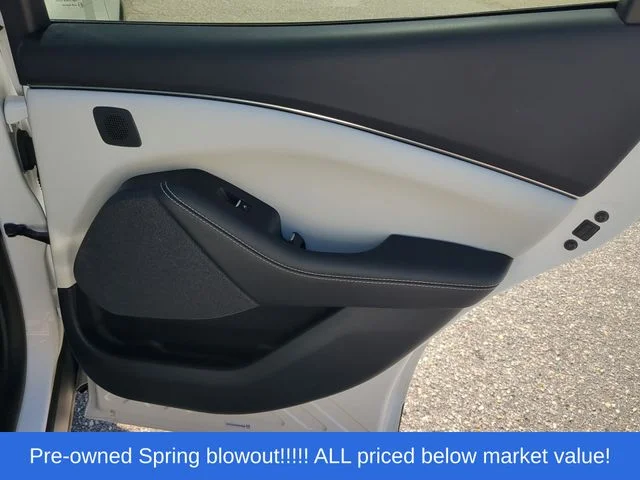 Used 2023 White Ford Premium image 44