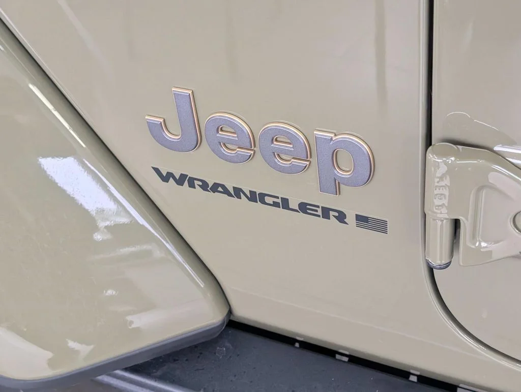 New 2025 Green Jeep Rubicon 392 image 9