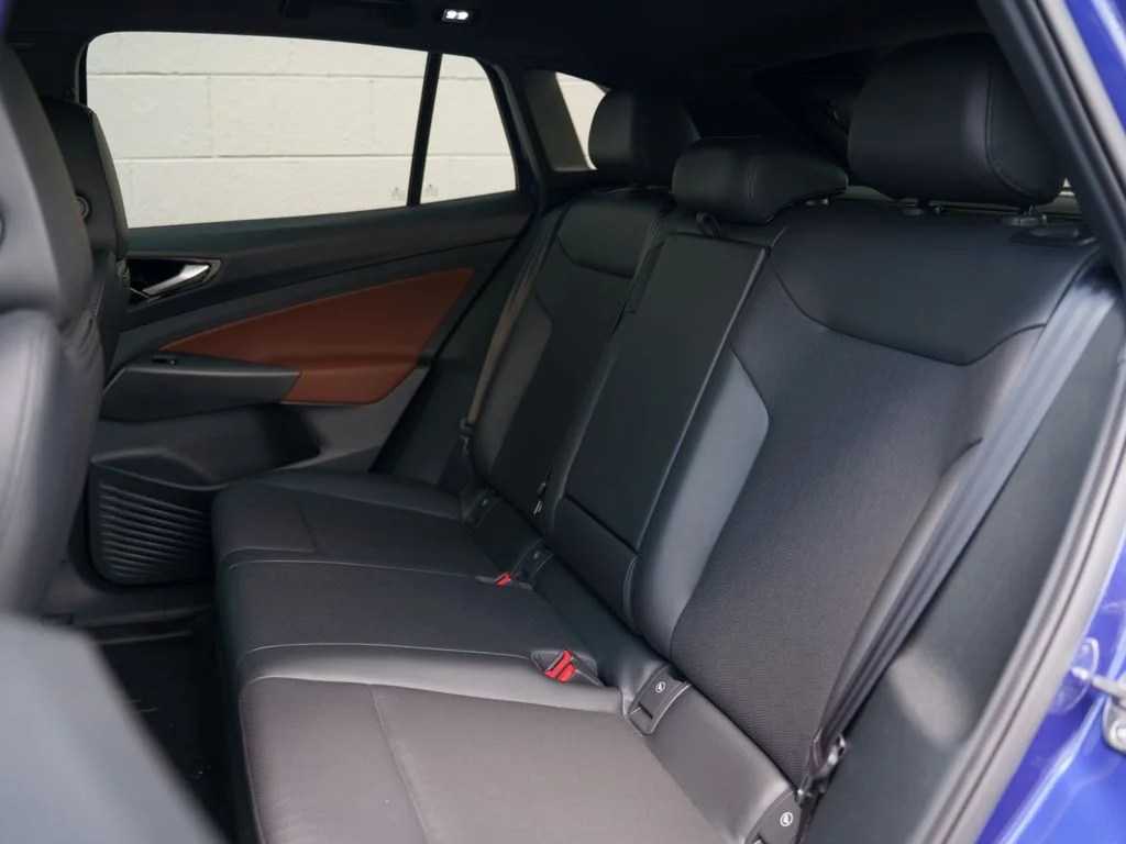 Used 2021 Blue Volkswagen Pro S image 18