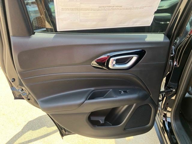 New 2026 Diamond Black Crystal Pearlcoat Jeep Limited Altitude image 20