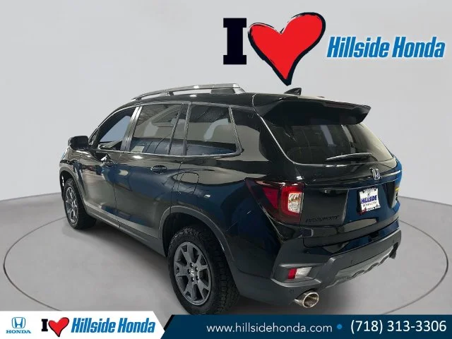 Certified Used 2025 Crystal Black Pearl Honda AWD TRAILSPORT image 2
