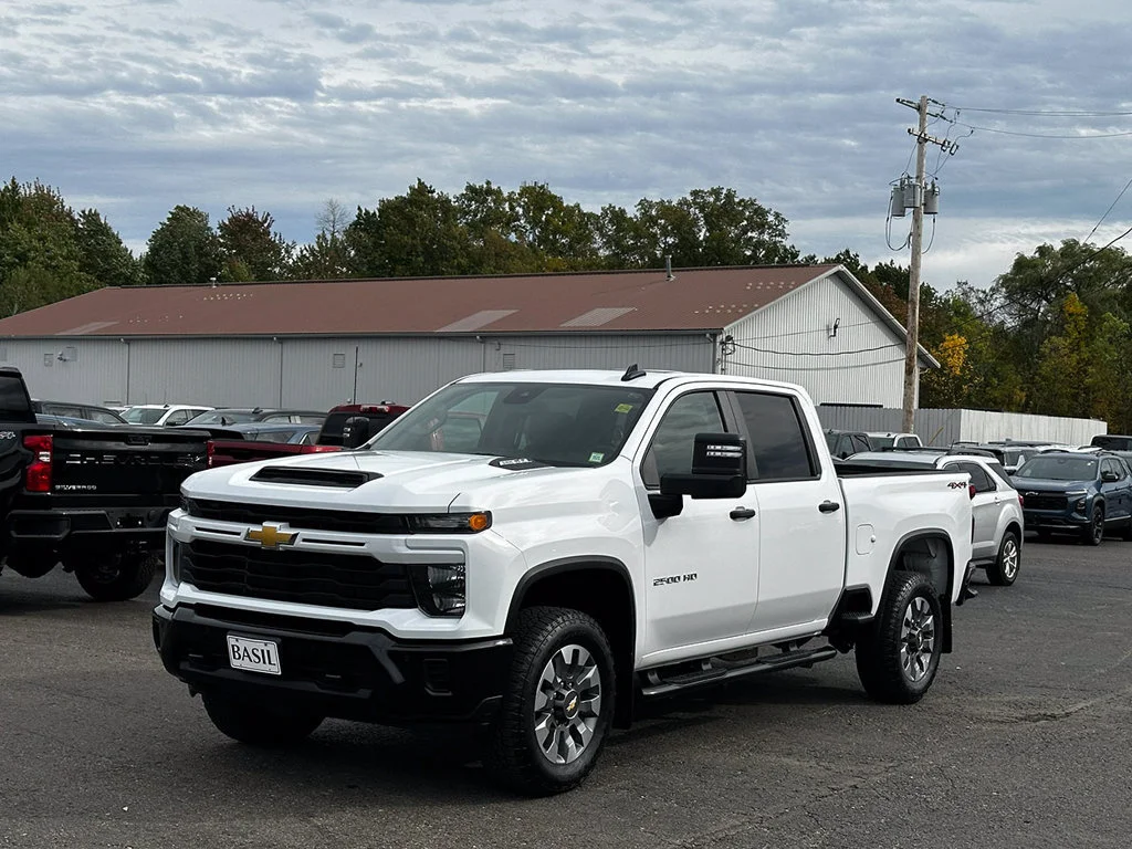 Used 2026 Summit White Chevrolet Custom image 8