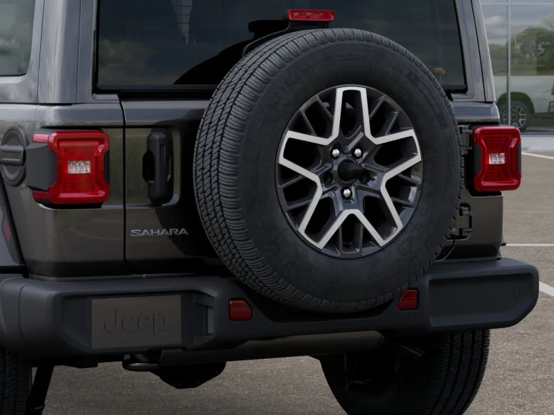 2025 Jeep Wrangler 4-Door Sahara - Photo 44