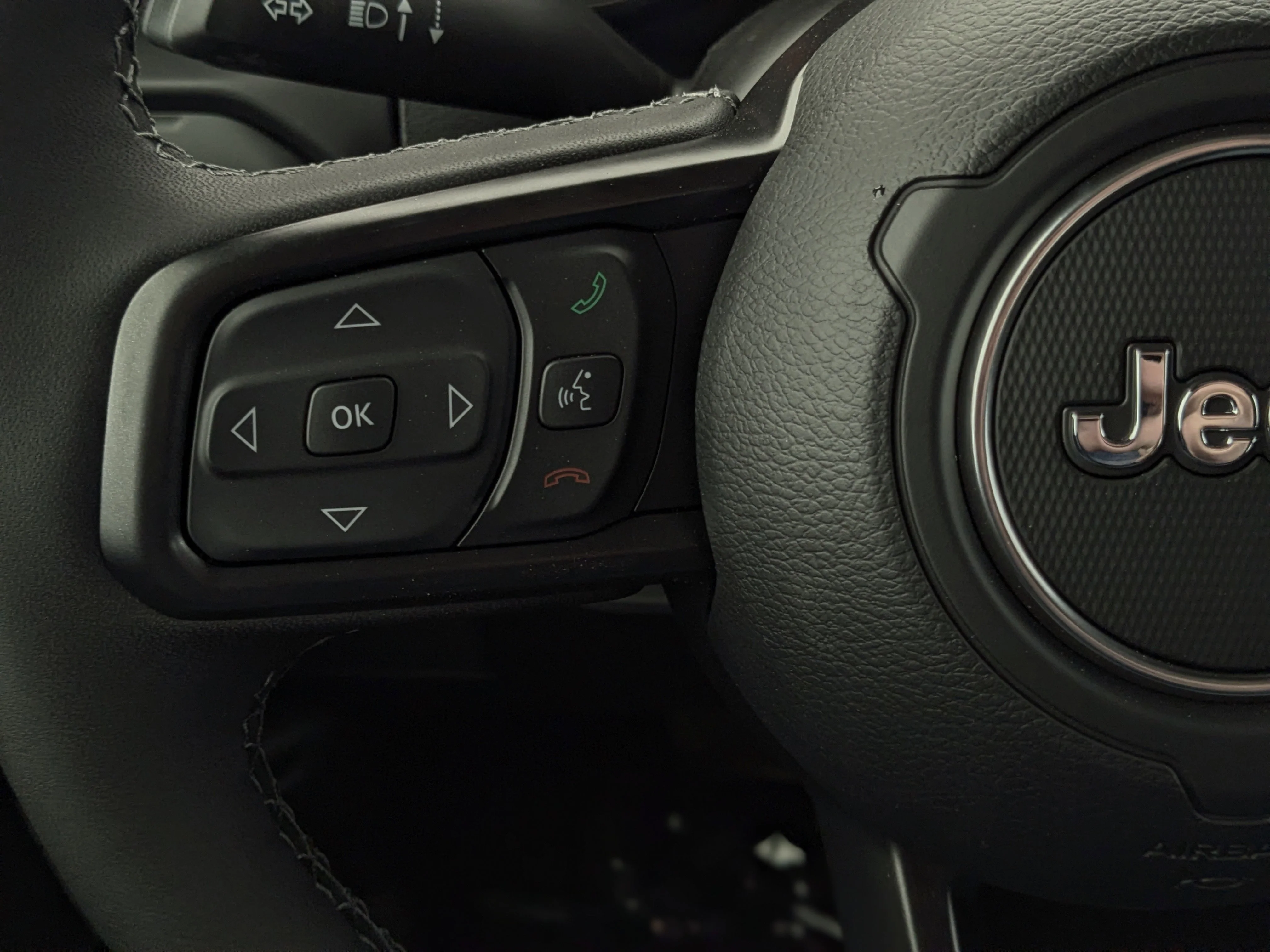 New 2026 Black Jeep Rubicon - - 3.6L V6 - Nappa Leather - 3-Pc Hardtop - Steel Perf Hood - Safety & Conv Grps & More! image 15