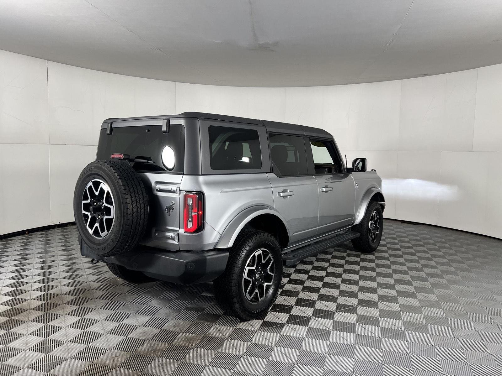 Used 2023 Iconic Silver Ford Outer Banks image 21
