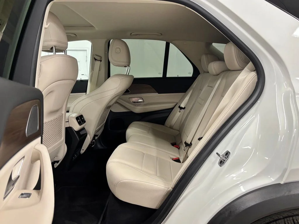 Used 2025 White Mercedes-Benz GLE 450e image 21