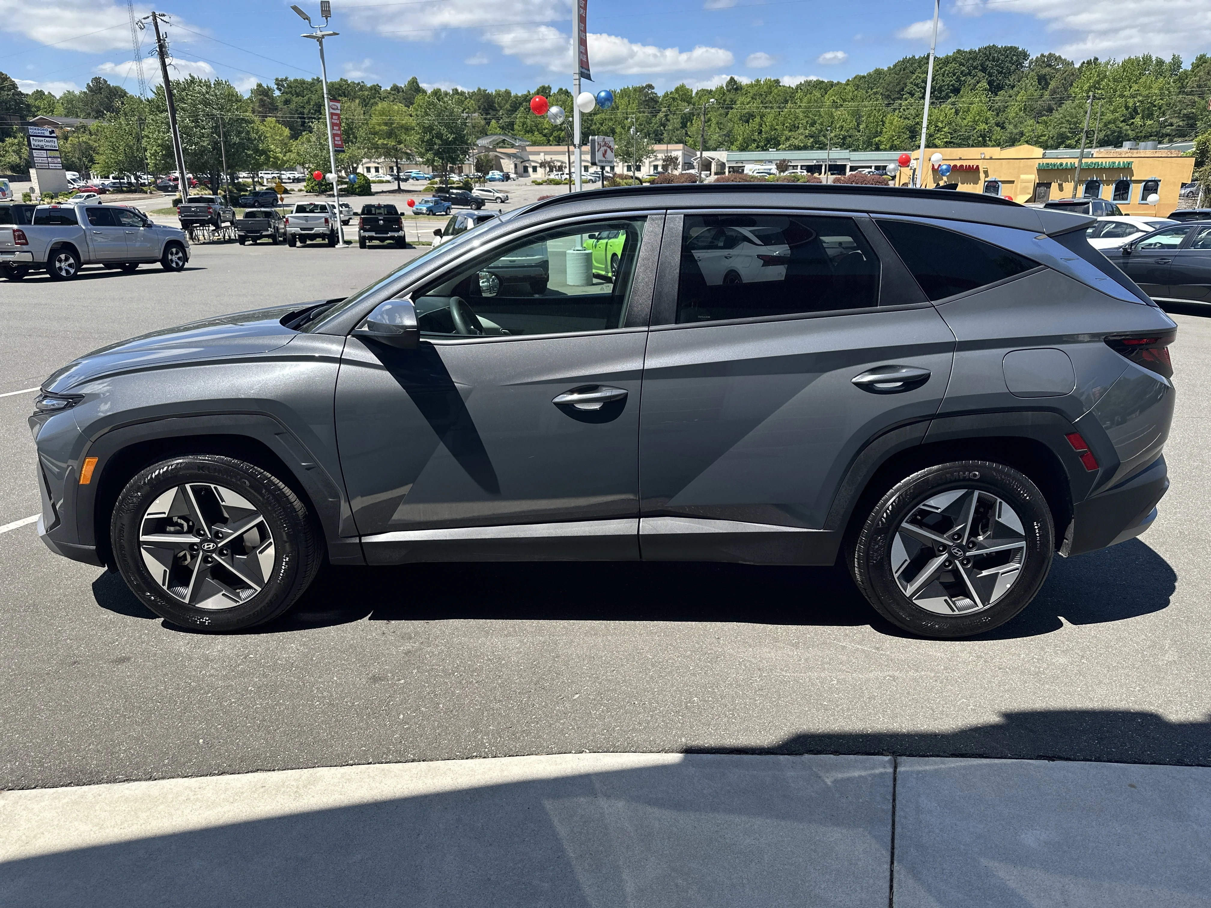 Used 2025 Ecotronic Gray Hyundai SEL image 5