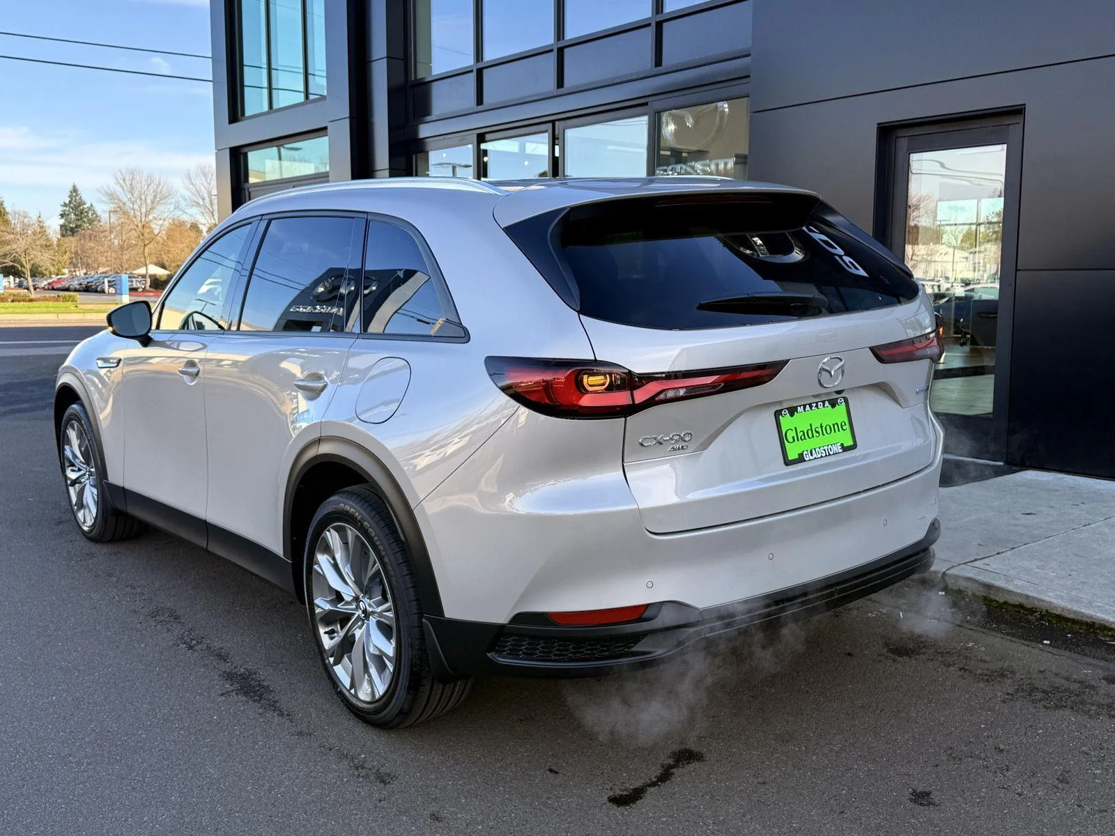 New 2026 47S PLATINUM QUARTZ METALLIC Mazda 3.3 Turbo Preferred AWD image 4