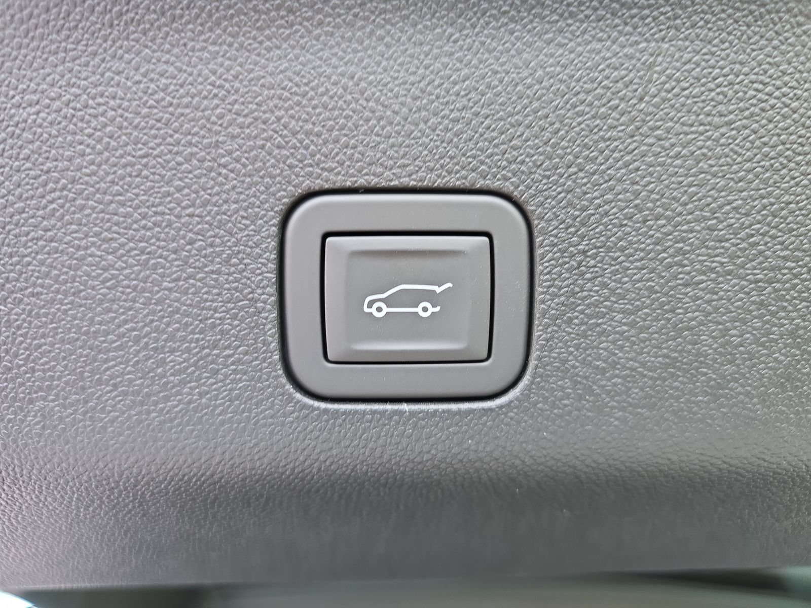 2026 Chevrolet Tahoe High Country - Photo 7