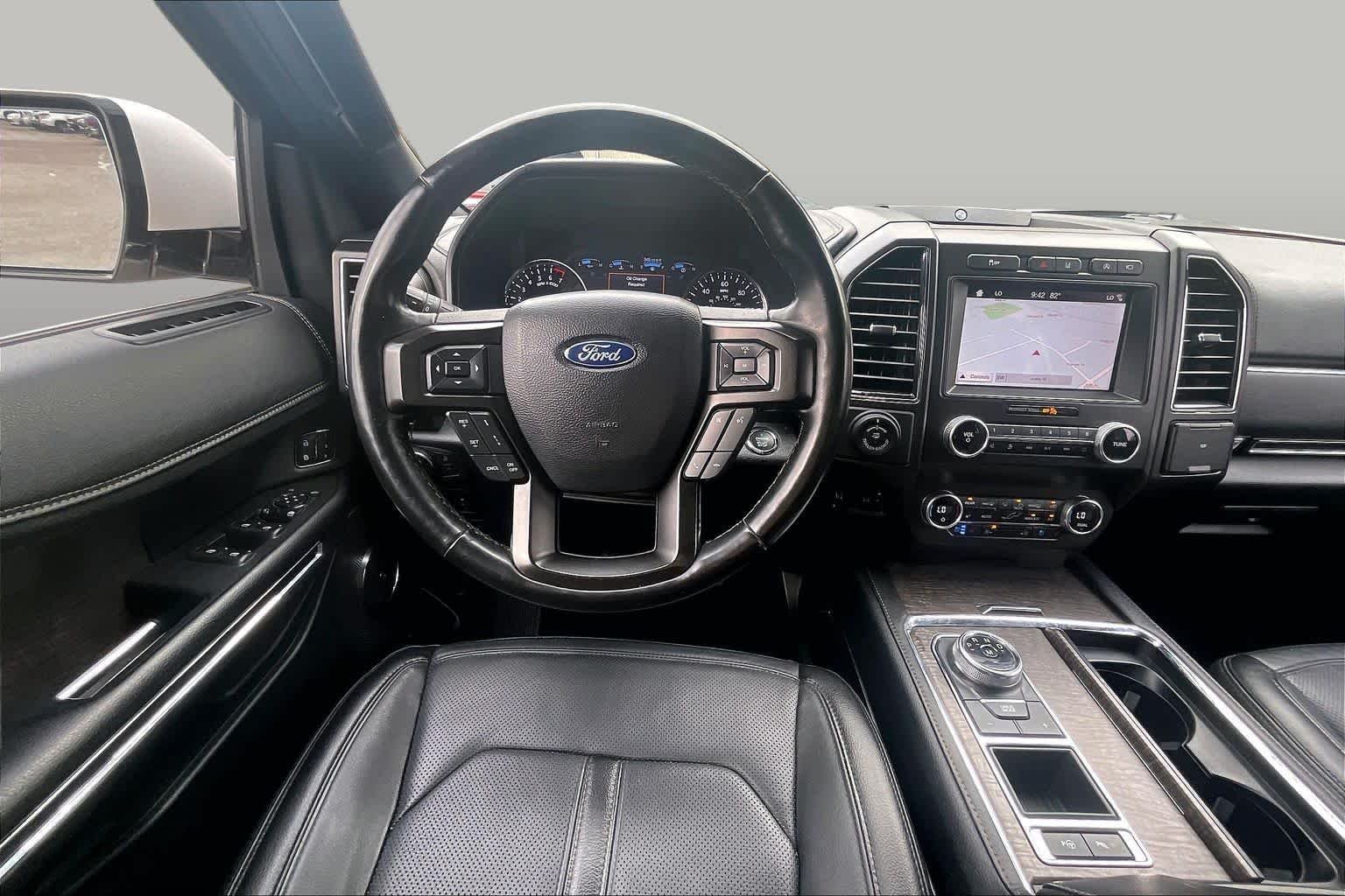 Used 2019 White Platinum Metallic Tri-Coat Ford Limited image 6
