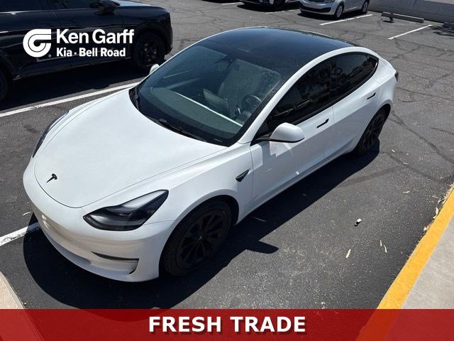 Used 2023 White Tesla Base image 1