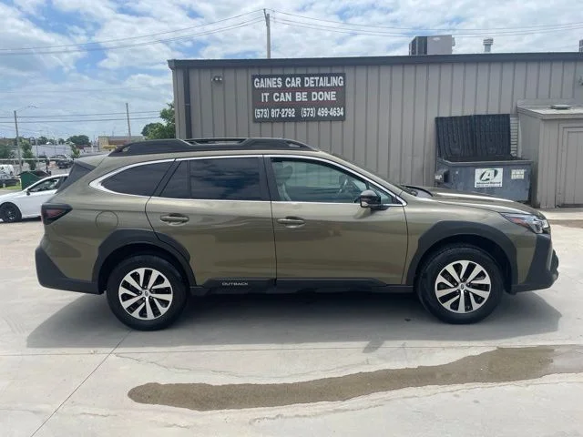 Used 2024 Brown Subaru Premium image 8