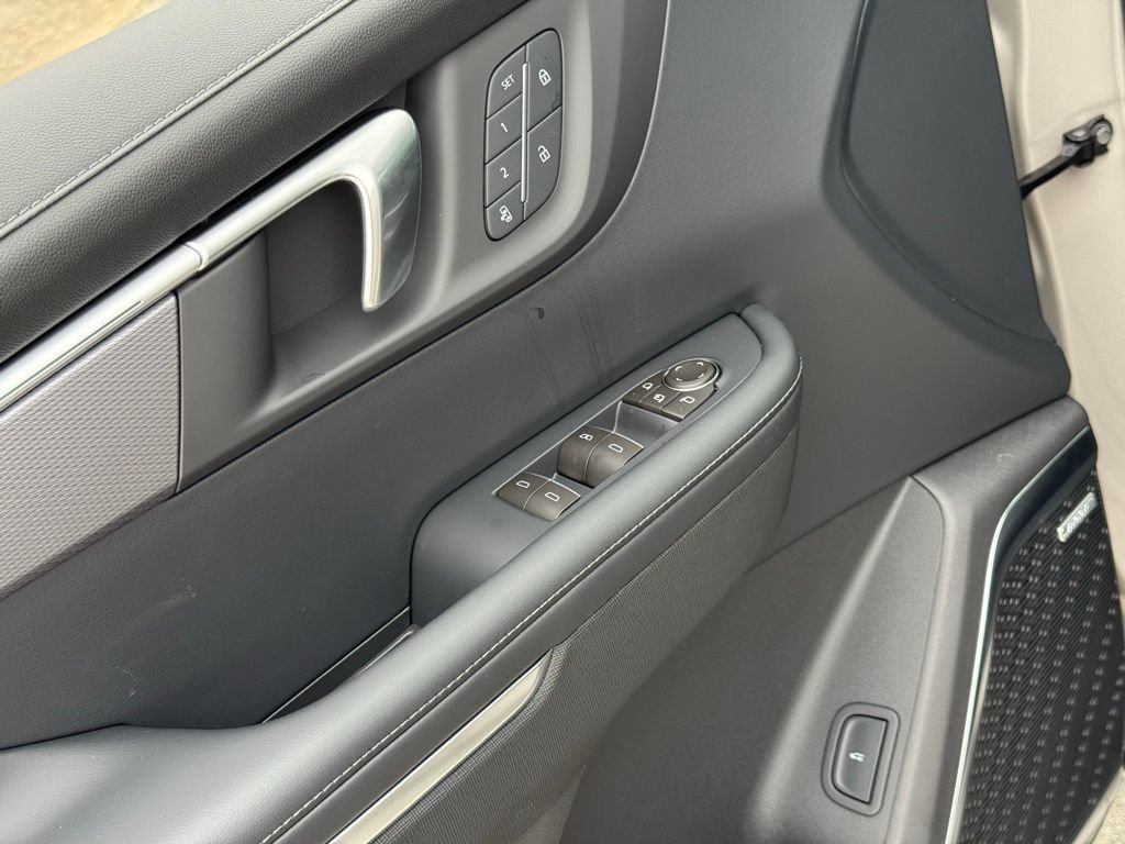 2026 Buick Enclave Sport Touring - Photo 19