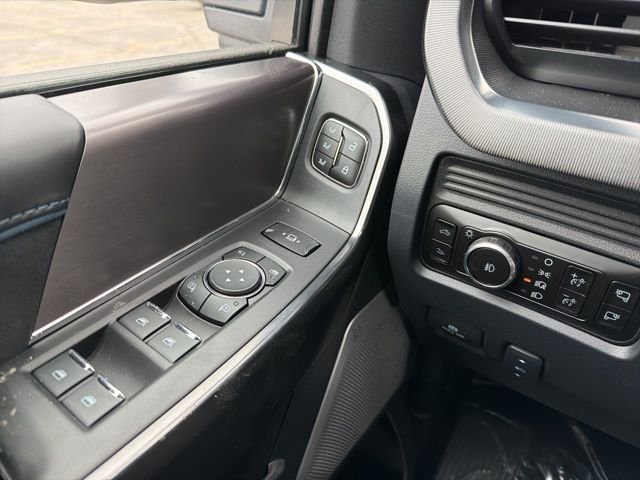 New 2026 Agate Black Metallic Ford F-250® Platinum® image 26