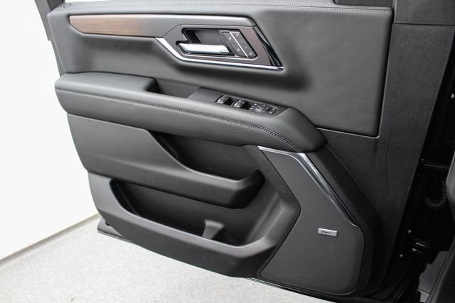 Used 2026 Black GMC Denali image 17