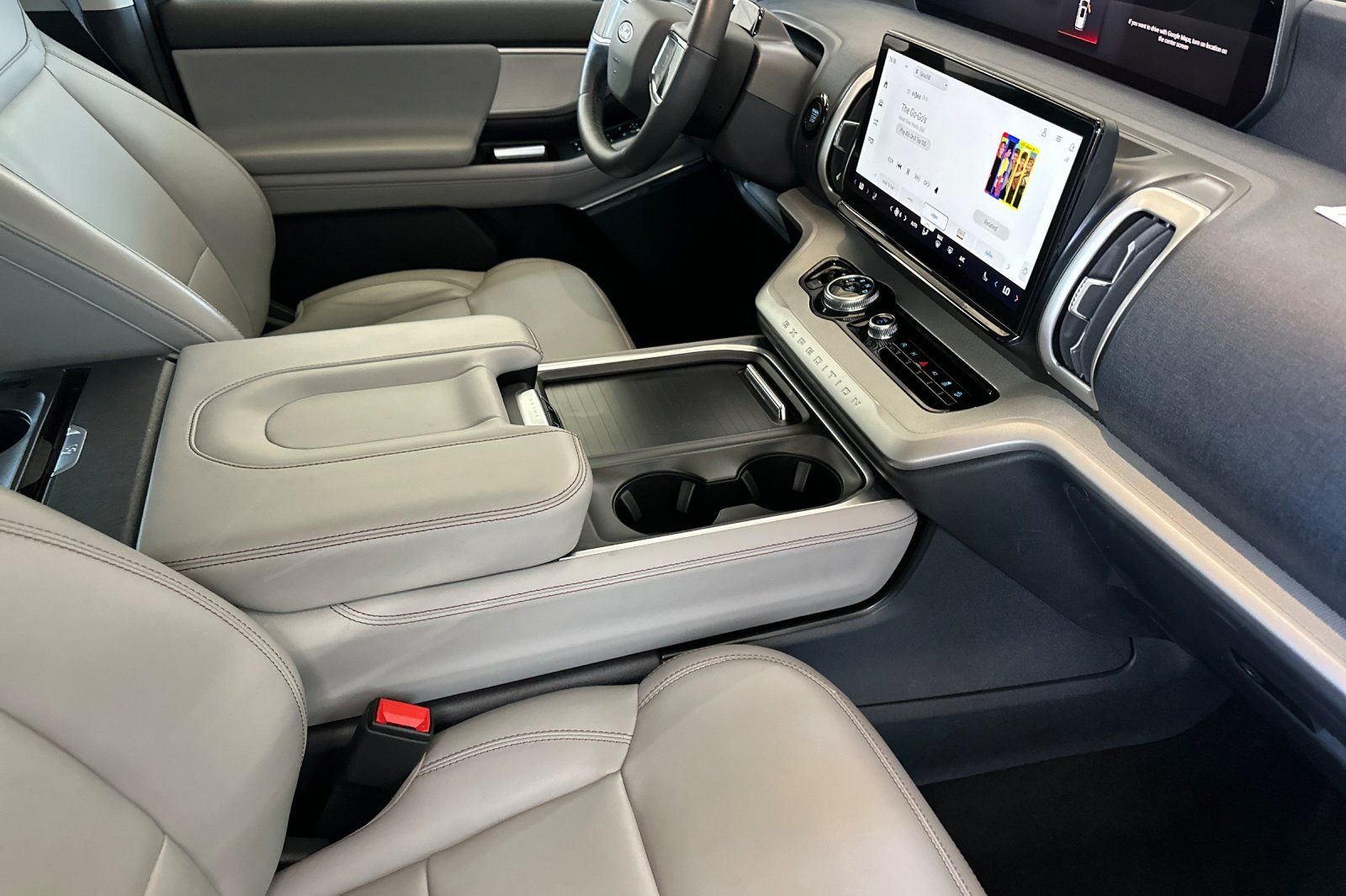 Used 2025 Gray Ford Active image 17