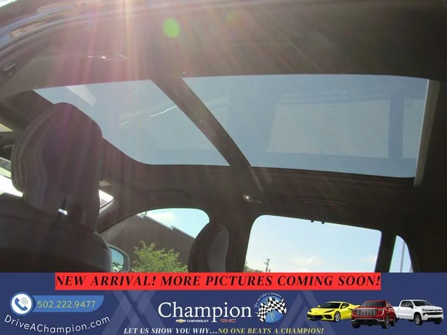 Used 2019 Black Volvo T6 R-Design image 7