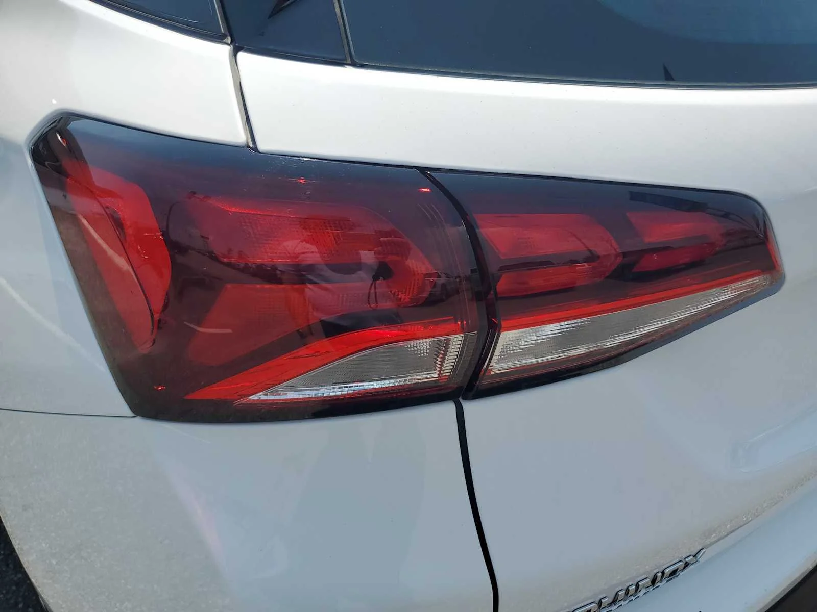 Used 2024 Summit White Chevrolet LS image 14