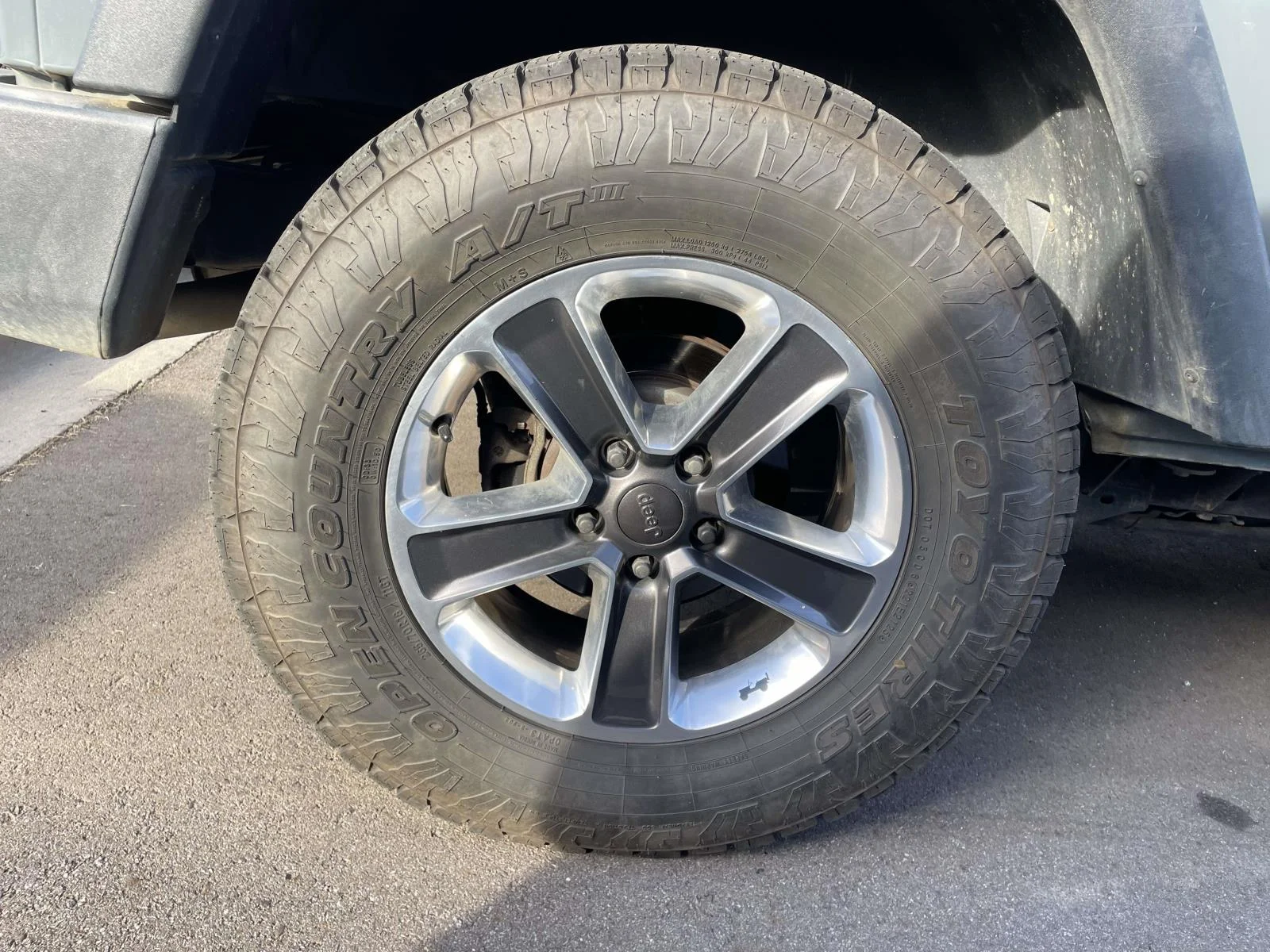 Used 2015 Anvil Clearcoat Jeep Sport image 5