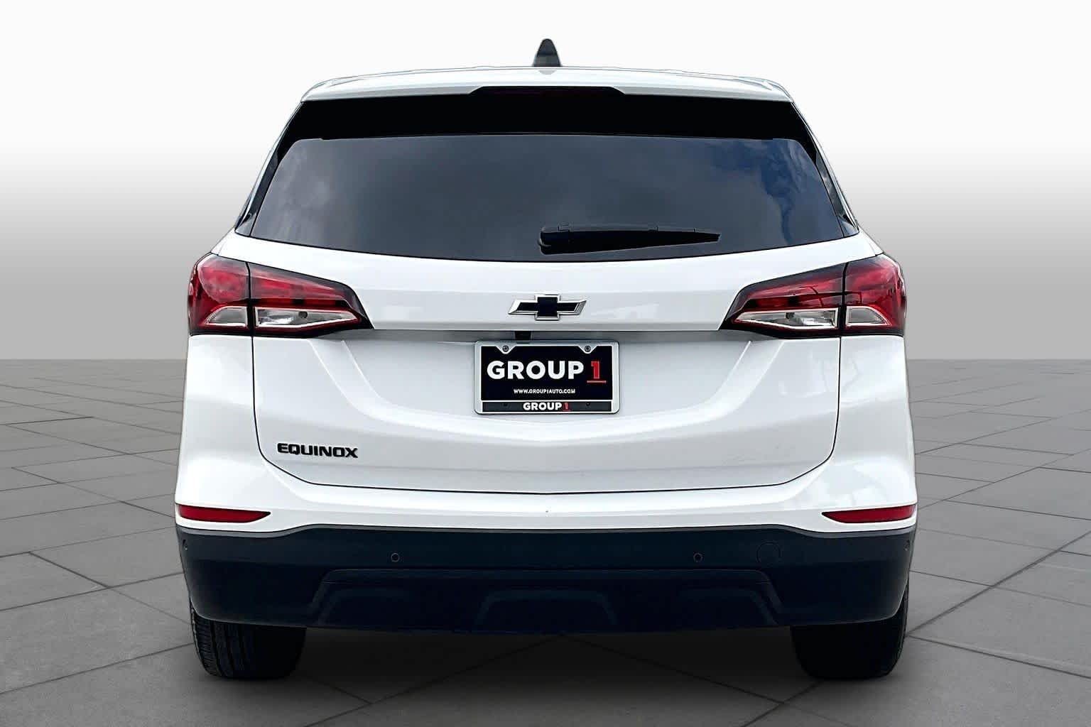 Used 2024 Summit White Chevrolet LS image 5