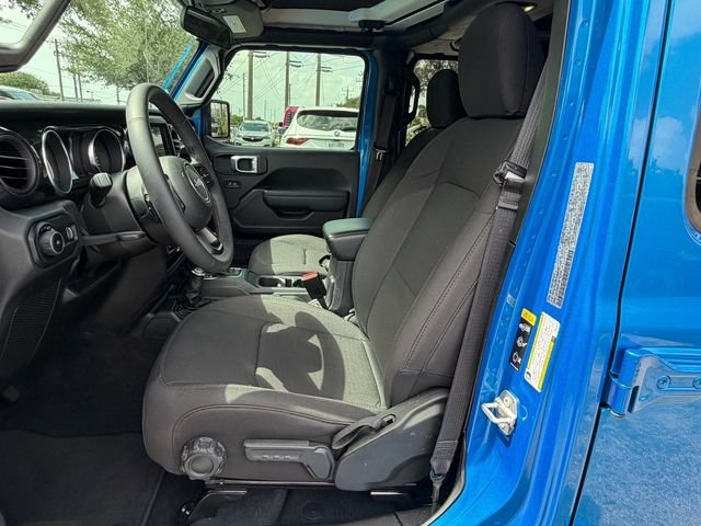 Used 2023 Blue Jeep Sport image 11