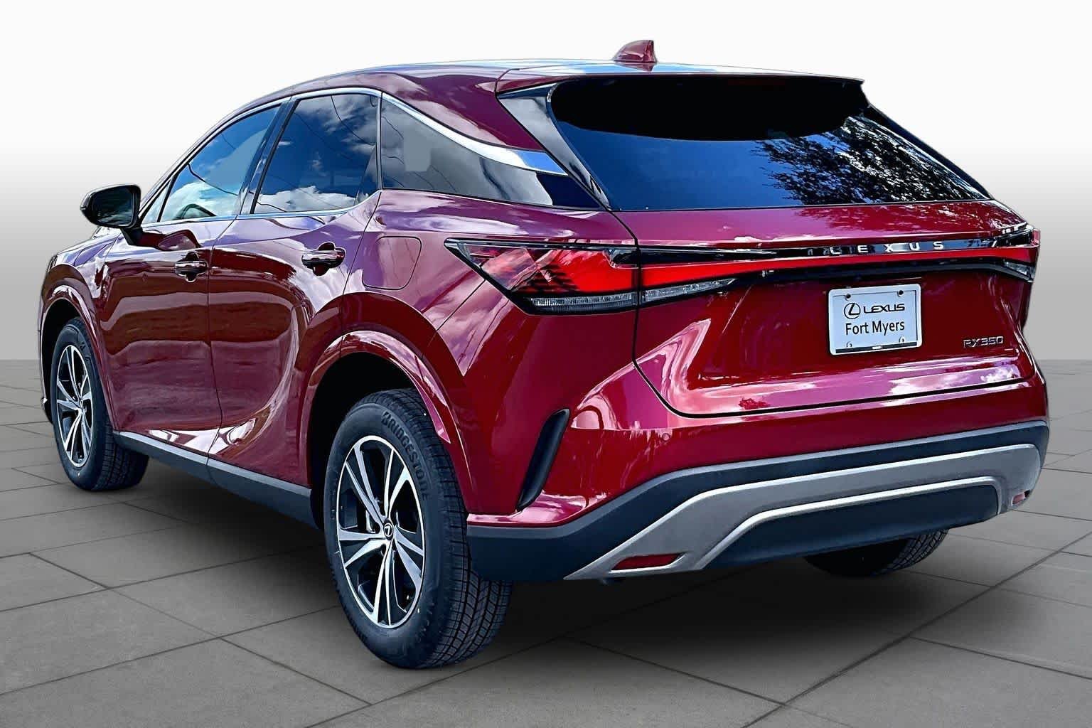 Used 2025 Matador Red Mica Lexus  image 12