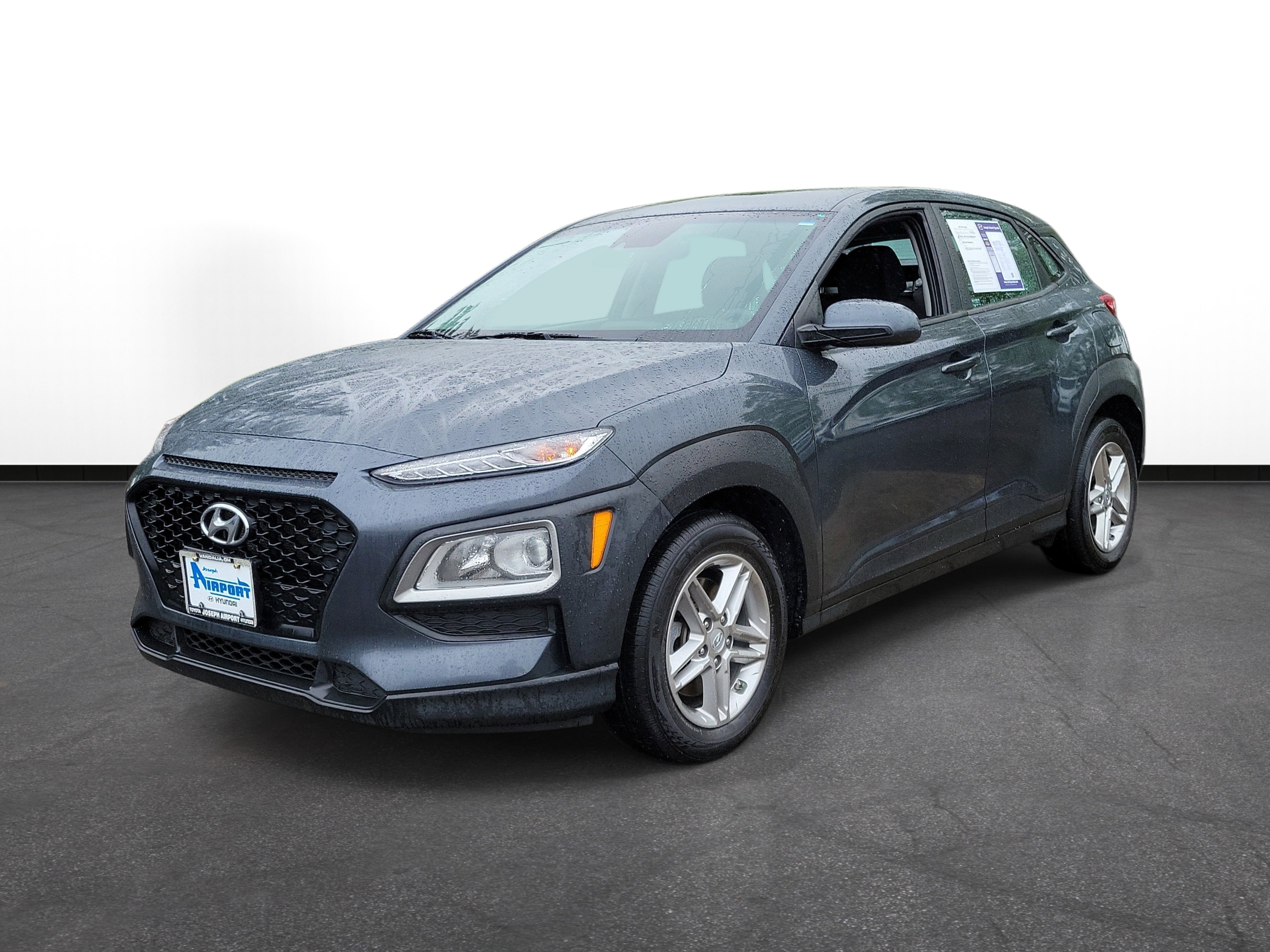 Used 2021 Hyundai Kona SE with VIN KM8K1CAA7MU658889 for sale in Vandalia, OH