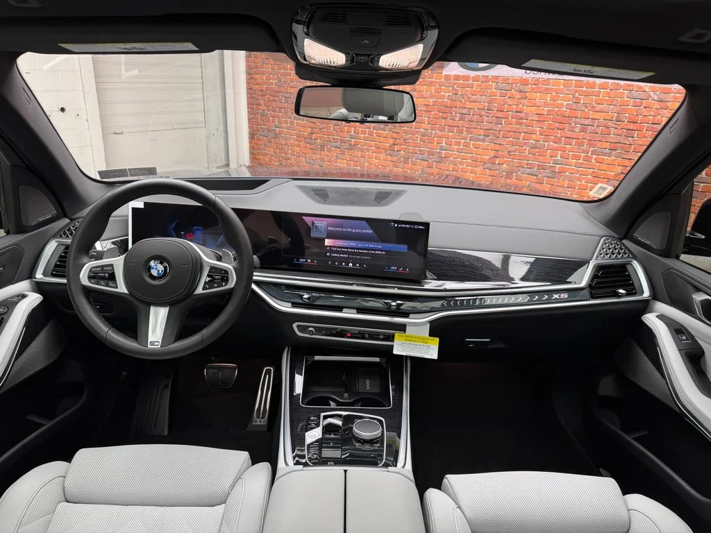 Used 2026 Blue BMW xDrive40i image 13