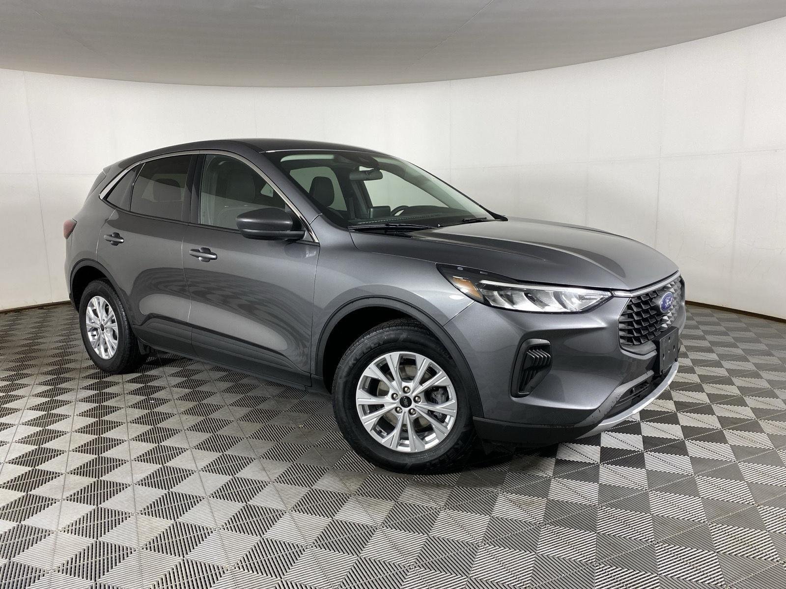 Used 2023 Carbonized Gray Metallic Ford Active image 11