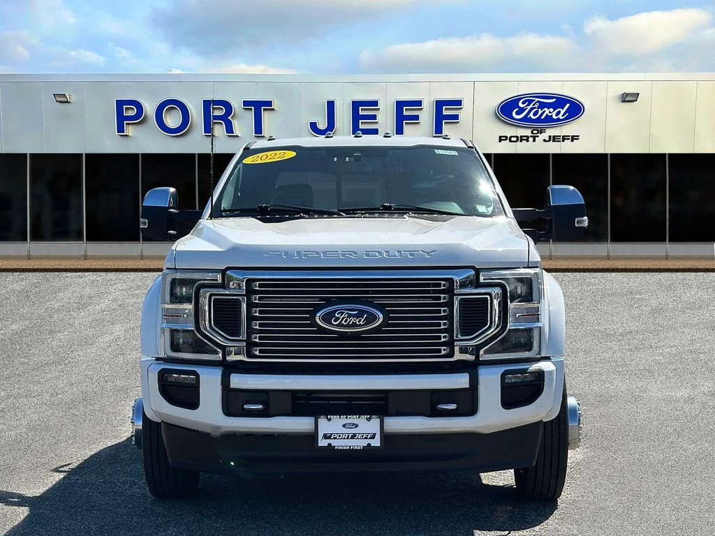 Used 2022 Star White Metallic Tri-Coat Ford Platinum image 2