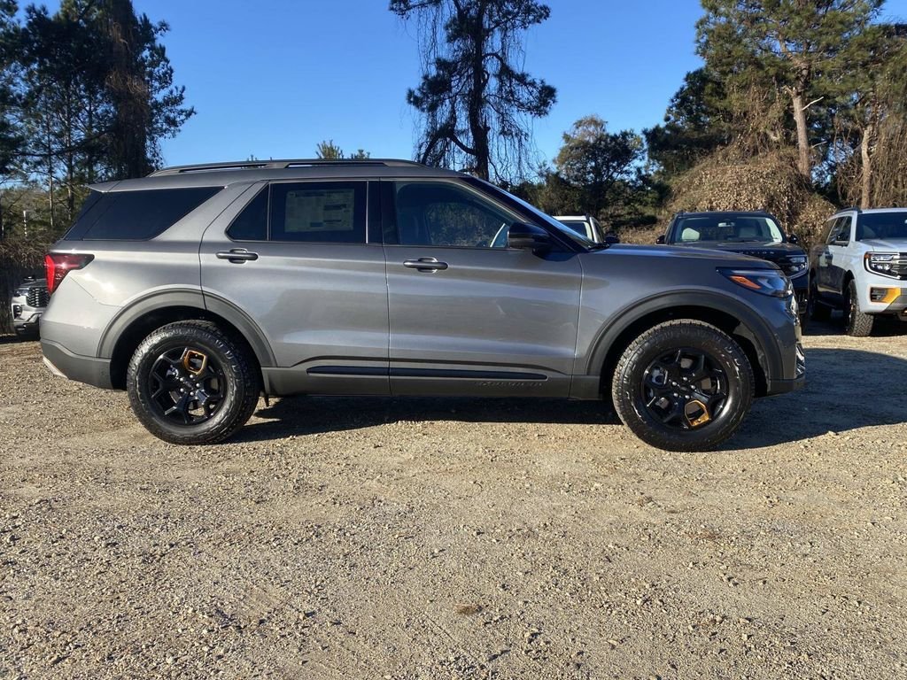 New 2026 Carbonized Gray Metallic Ford Tremor® image 2