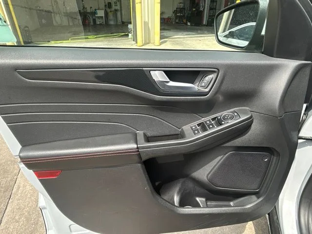Used 2025 Silver Ford ST-Line Select image 19